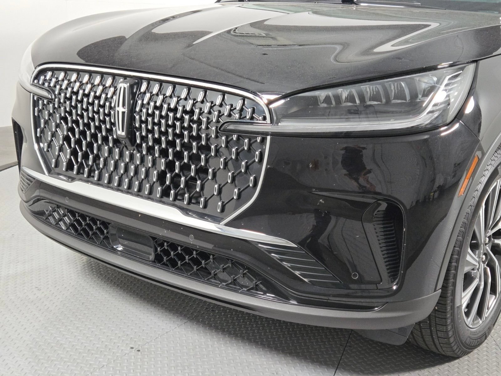 New 2026 Lincoln Aviator AWD image 10