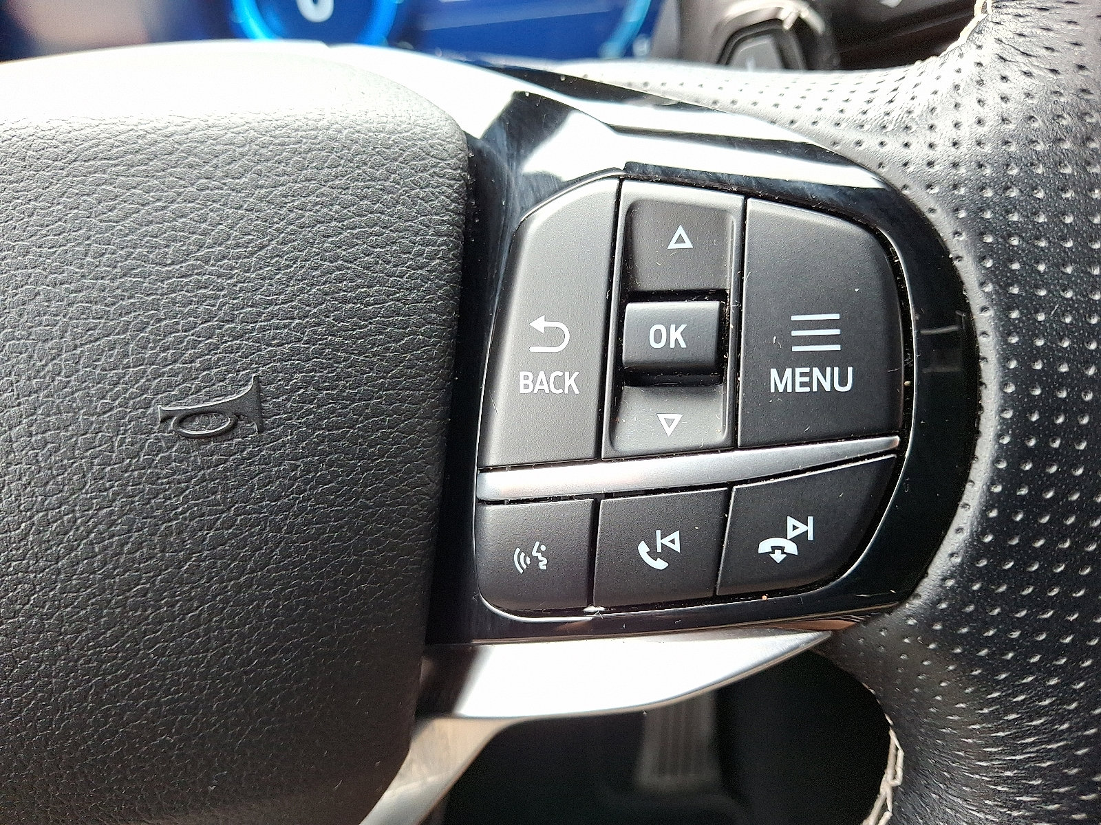 Certified 2021 Ford Explorer ST w/ Equipment Group 401A image 23