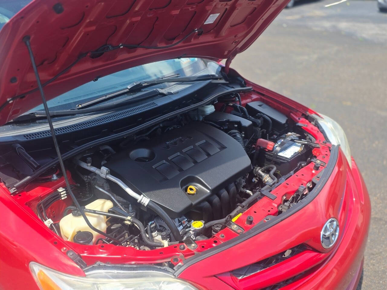 Used 2012 Toyota Corolla LE FWD image 21