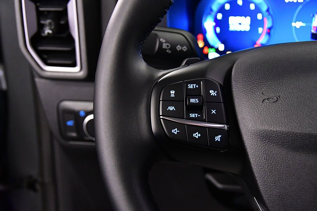 Used 2025 Ford Bronco Sport Badlands image 19