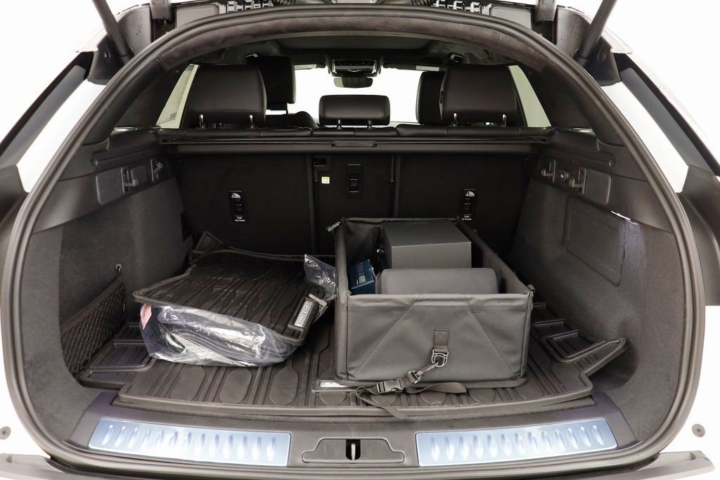 New 2026 Land Rover Range Rover Velar Autobiography AWD/4WD image 18