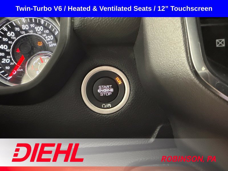 Used 2025 RAM 1500 Laramie AWD/4WD image 29