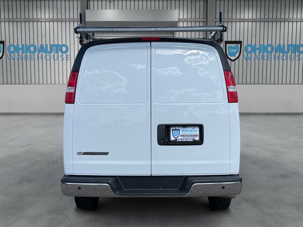 Used 2021 Chevrolet Express 2500 w/ Driver Convenience Package RWD image 7