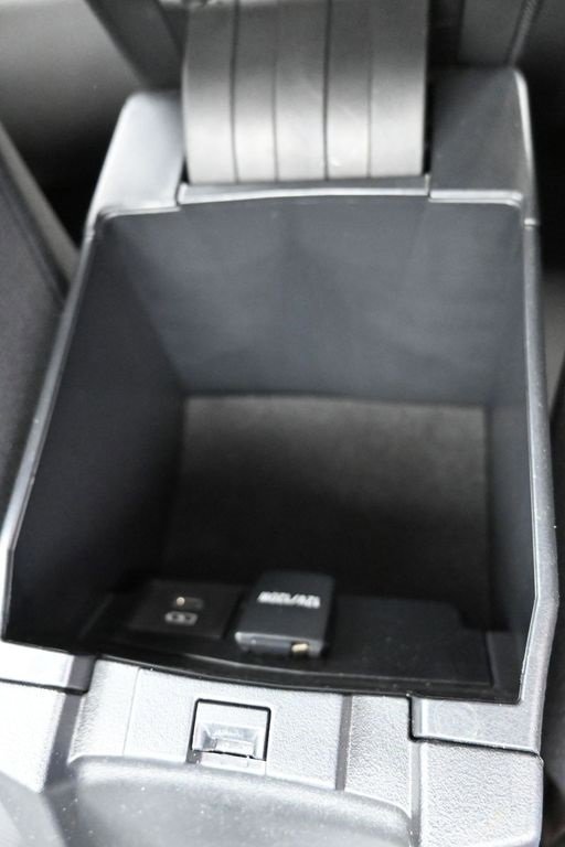 Used 2023 Toyota Corolla LE image 22