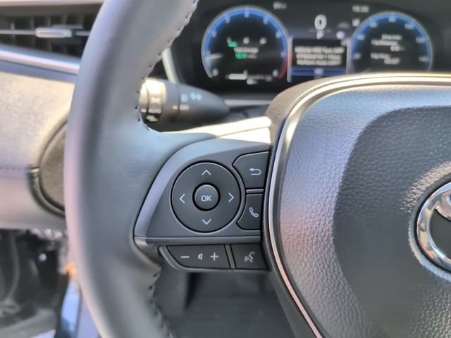 Used 2026 Toyota Corolla Cross XLE w/ Convenience Package FWD image 16