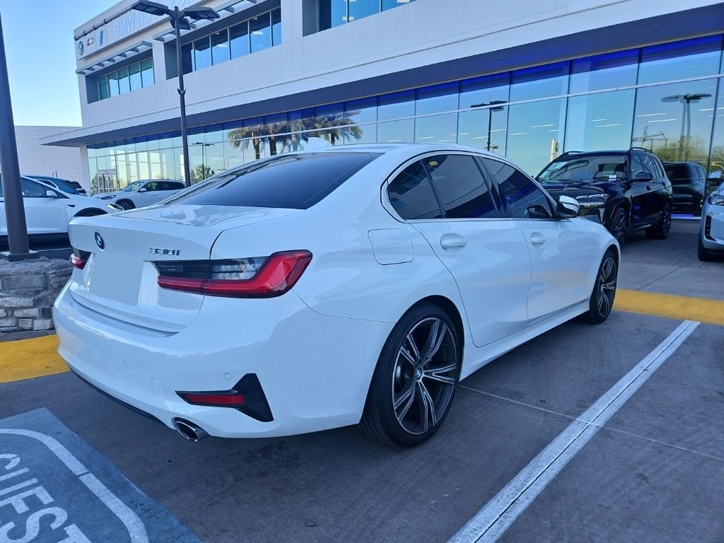 Used 2021 BMW 330i Sedan w/ Convenience Package RWD image 4