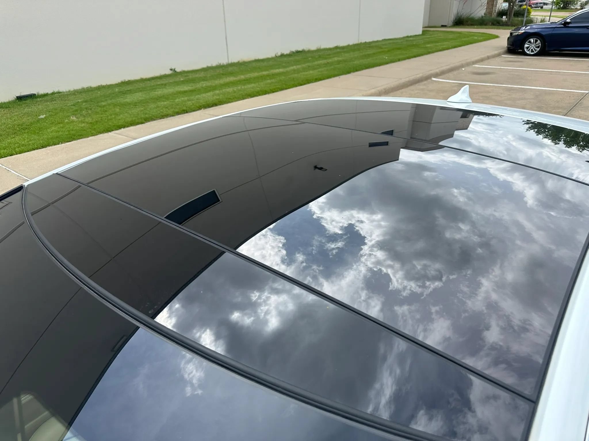 Used 2013 Jaguar XJ L Portfolio RWD image 15