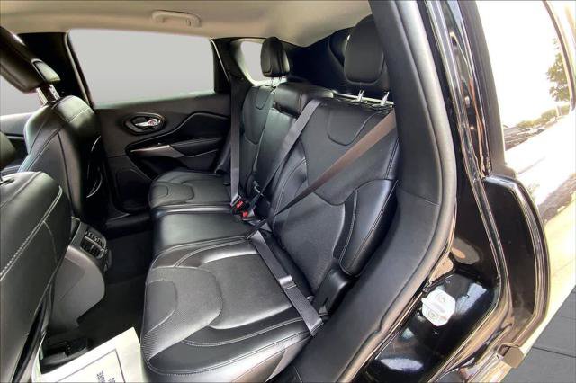 Certified 2020 Jeep Cherokee Limited w/ Technology Group FWD image 19