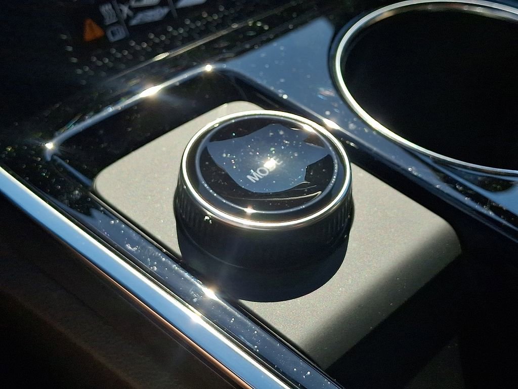 Used 2026 Chevrolet Equinox ACTIV w/ Convenience Package III image 26