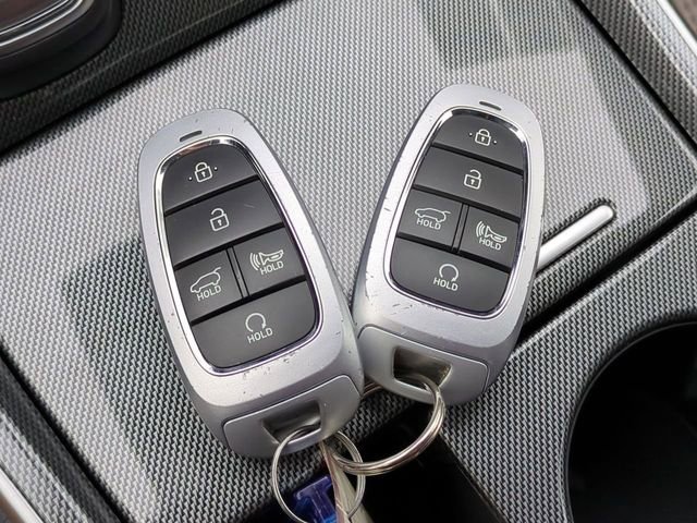 Used 2023 Hyundai Santa Fe SEL w/ Cargo Package image 28