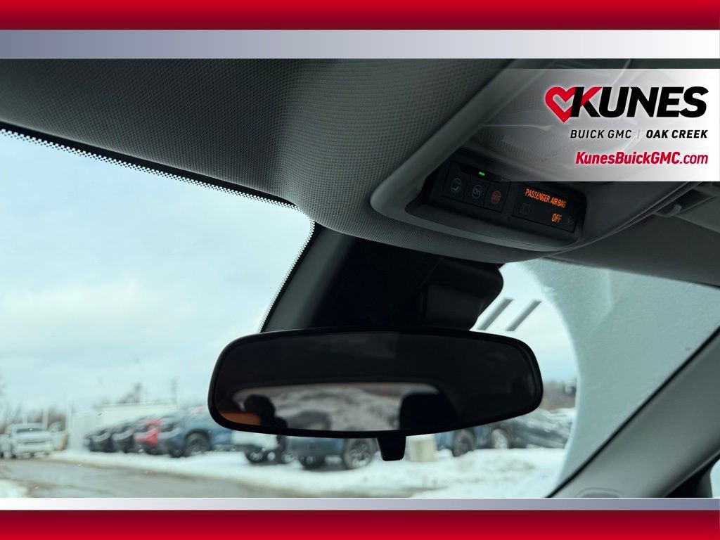 Used 2025 Chevrolet TrailBlazer LT image 24