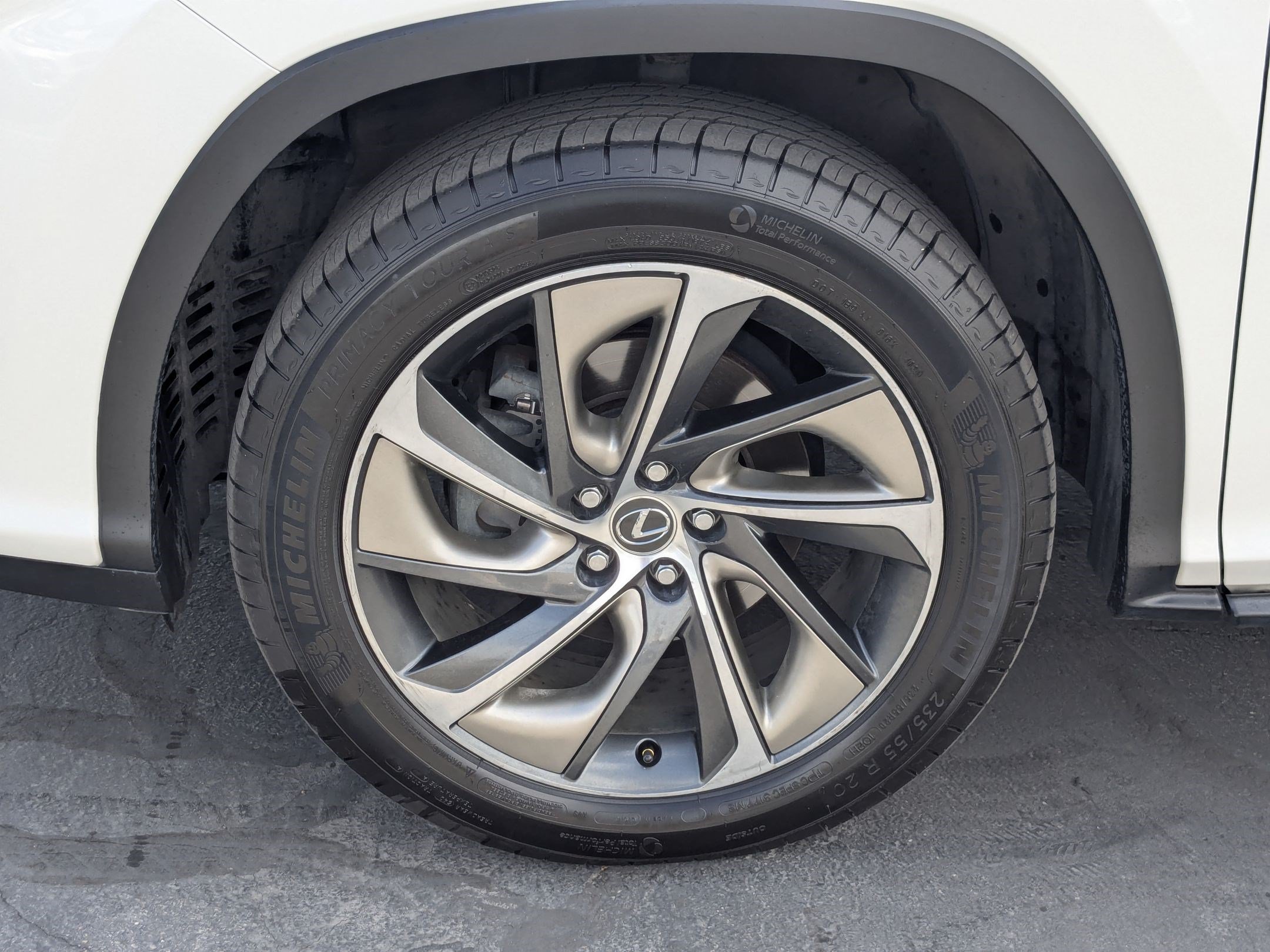 Used 2019 Lexus RX 450hL Luxury w/ Accessory Package AWD/4WD image 13