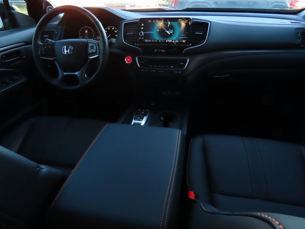 Used 2025 Honda Ridgeline TrailSport image 15