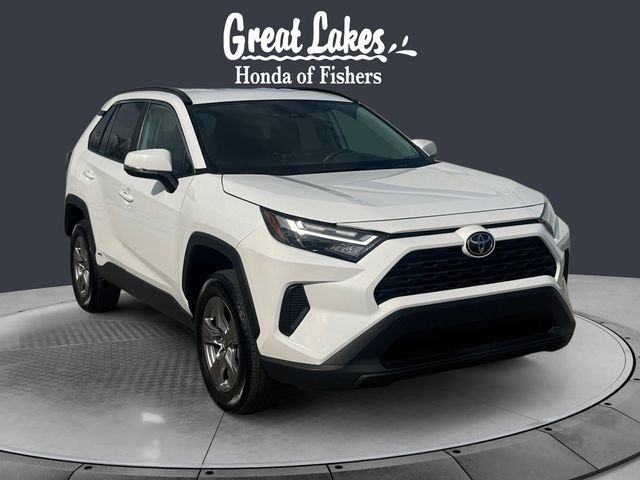 Used 2025 Toyota RAV4 XLE image 7