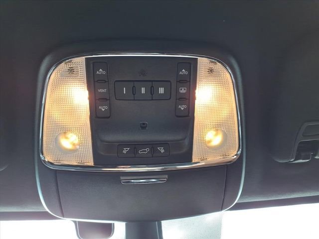 Used 2021 Jeep Grand Cherokee Summit AWD/4WD image 28