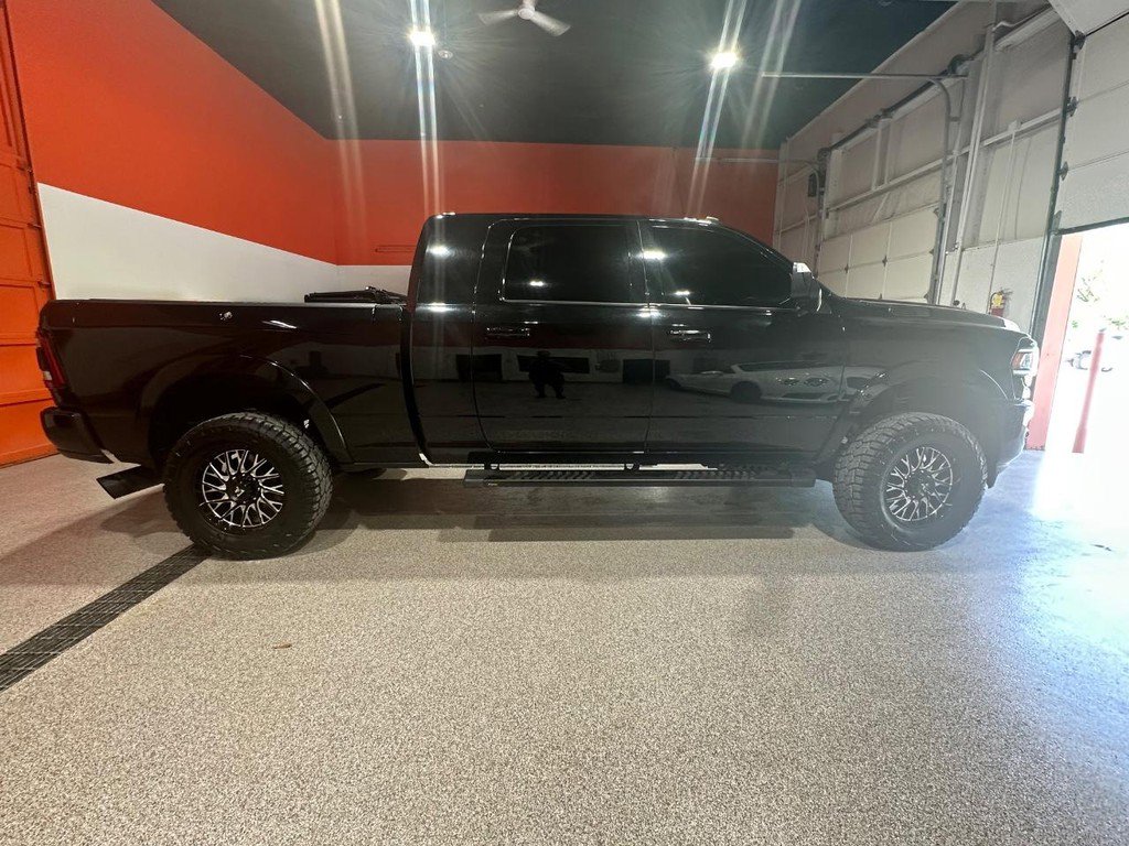 Used 2021 RAM 3500 Laramie AWD/4WD image 2