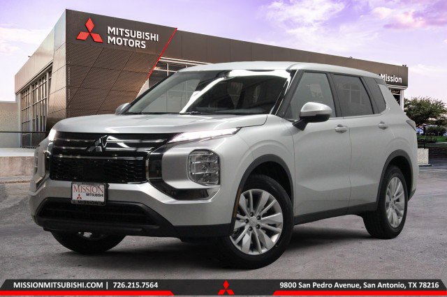 New 2026 Mitsubishi Outlander ES FWD image 1