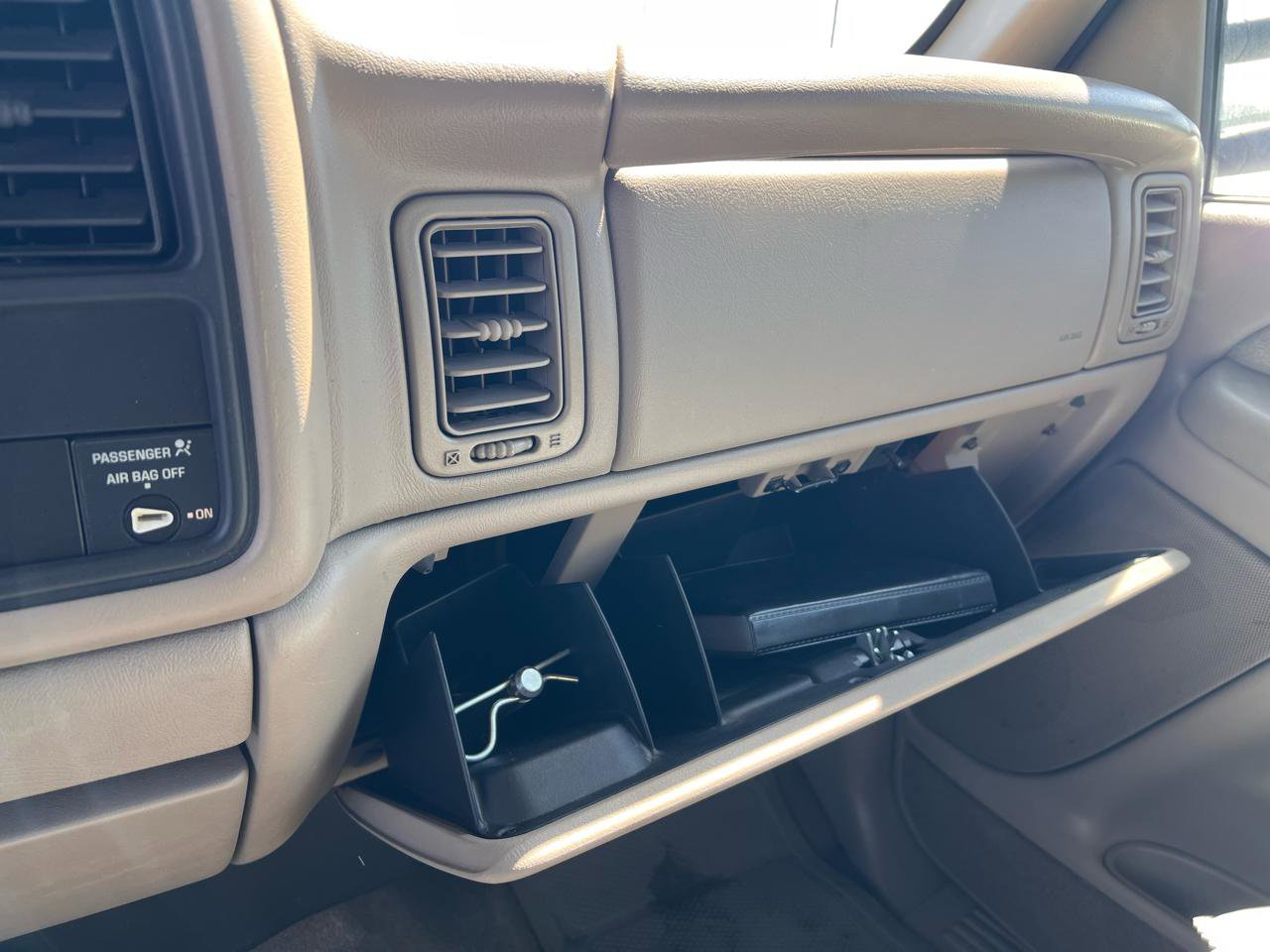 Used 2002 Chevrolet Silverado 2500 LS w/ Electrical Convenience Pkg RWD image 38