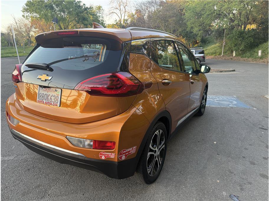Used 2017 Chevrolet Bolt Premier w/ Driver Confidence II Package image 7