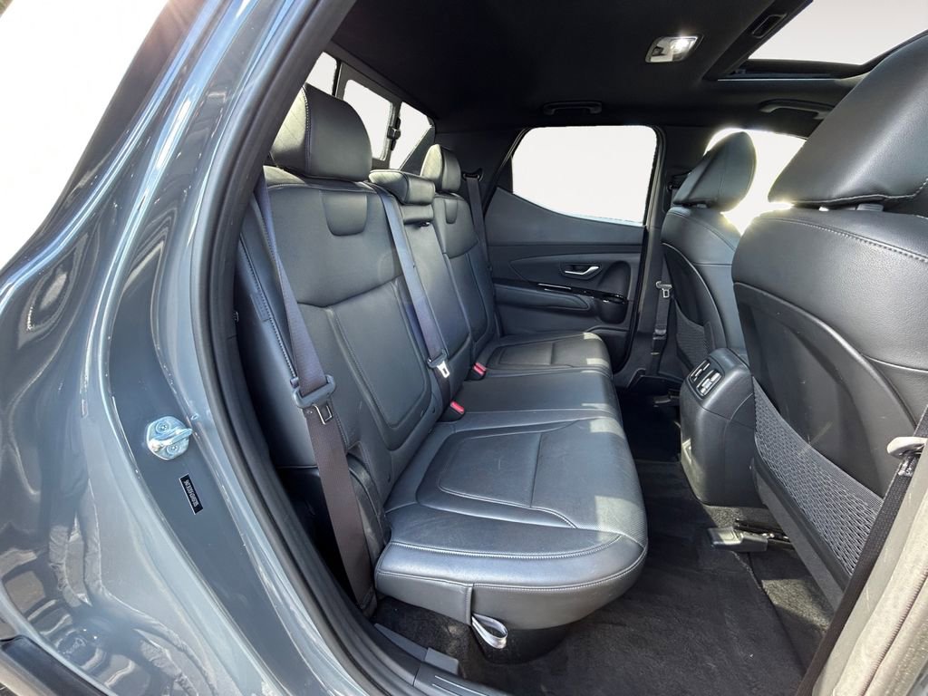 Used 2025 Hyundai Santa Cruz Limited AWD/4WD image 23