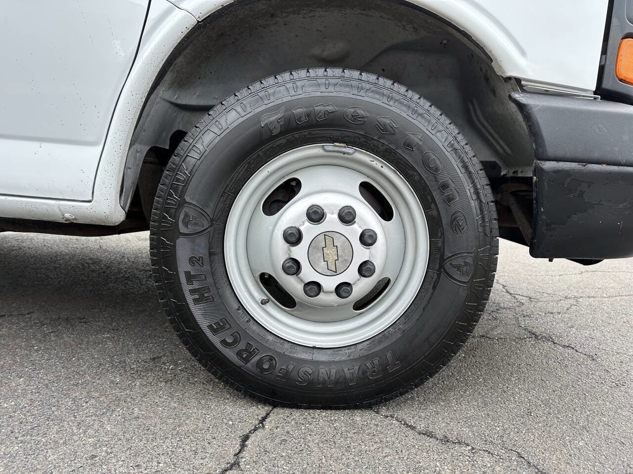 Used 2008 Chevrolet Express 3500 image 7