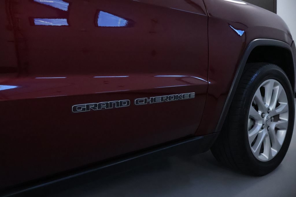 Used 2017 Jeep Grand Cherokee Limited w/ Luxury Group II AWD/4WD image 10
