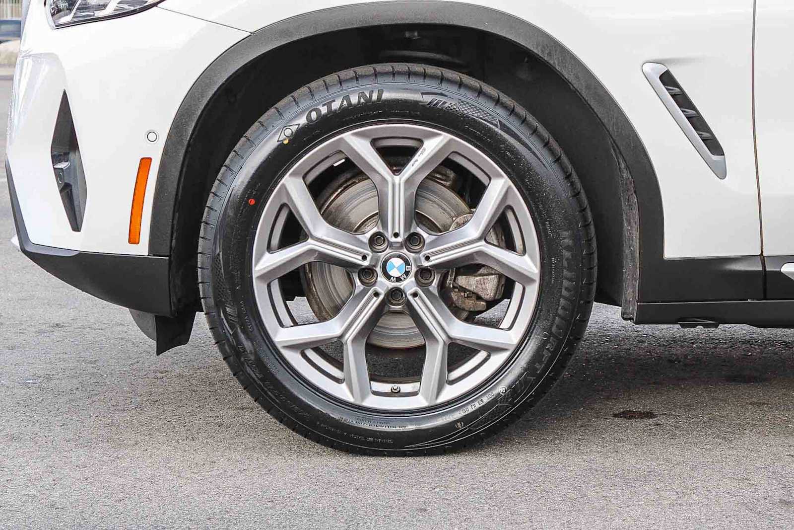 Used 2023 BMW X3 xDrive30i w/ Convenience Package w/ZPA AWD/4WD image 11