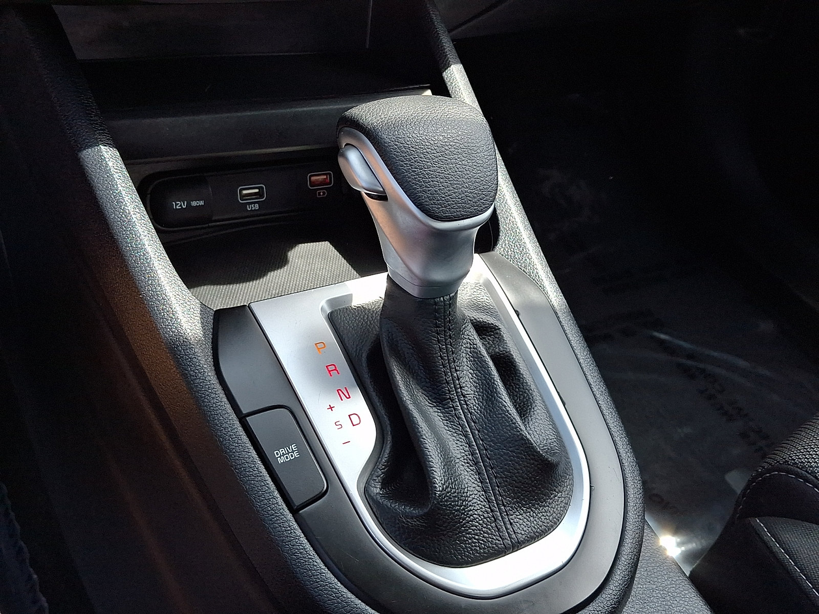 Used 2024 Kia Forte LXS FWD image 14