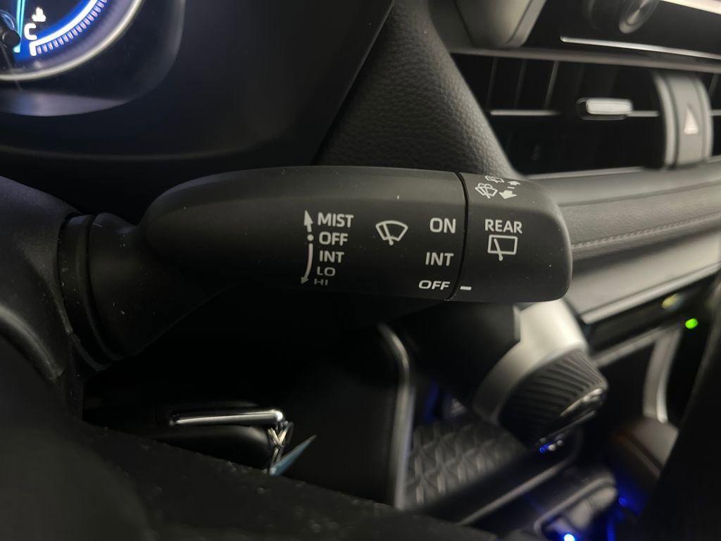 Used 2025 Toyota RAV4 LE image 63