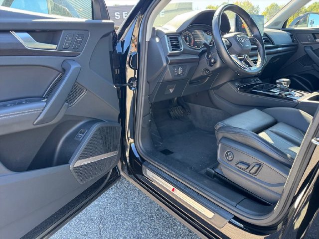 Used 2024 Audi Q5 2.0T Premium Plus AWD/4WD image 15
