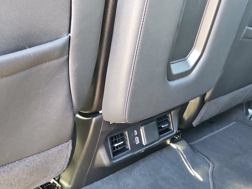 Used 2026 GMC Sierra 1500 SLT AWD/4WD image 11