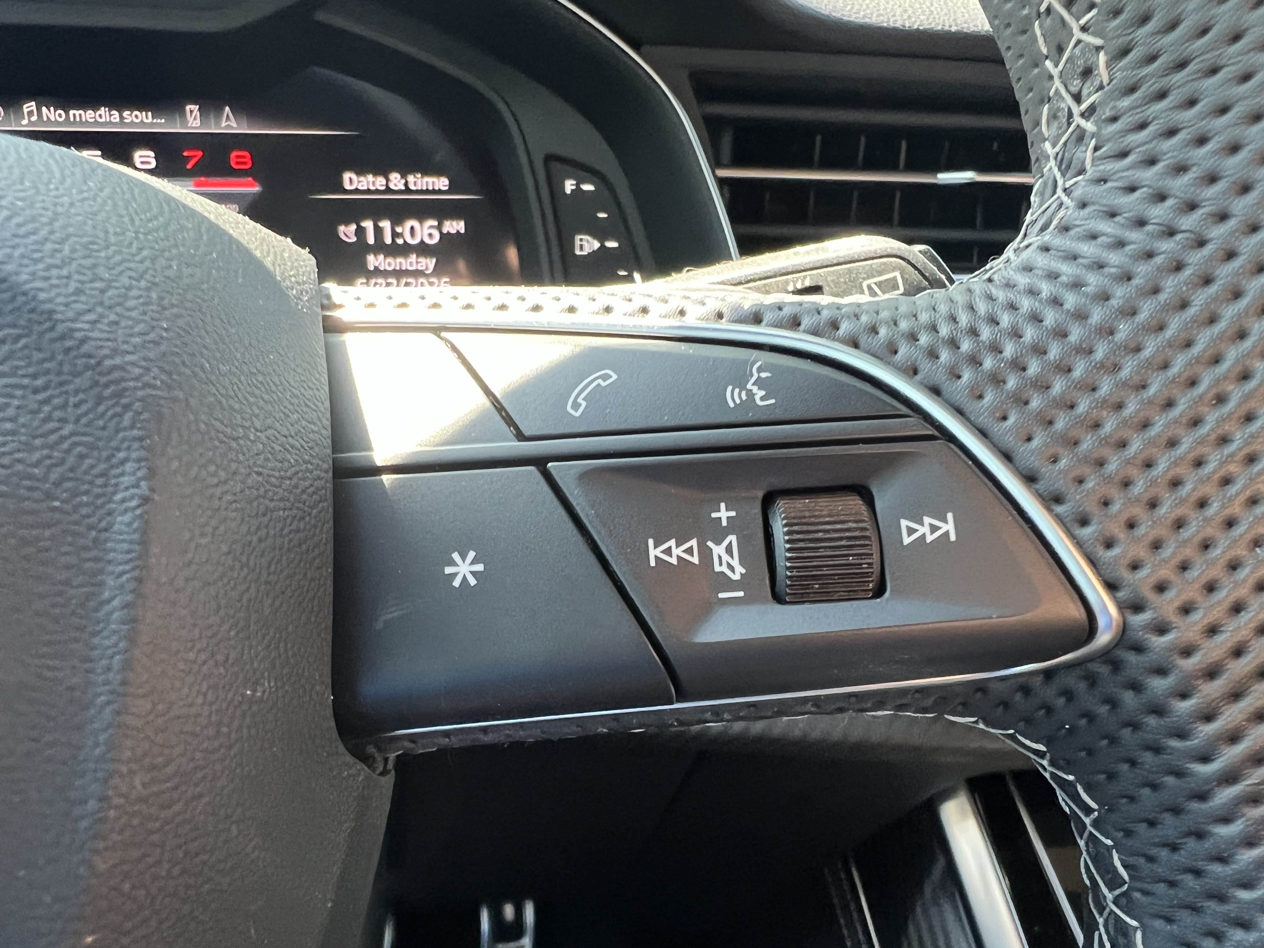 Used 2024 Audi SQ8 Premium Plus AWD/4WD image 20
