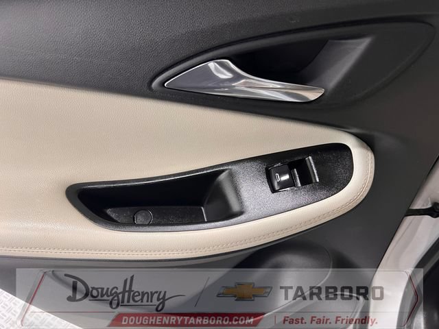 Used 2021 Buick Encore GX Essence w/ Advanced Technology Package FWD image 32