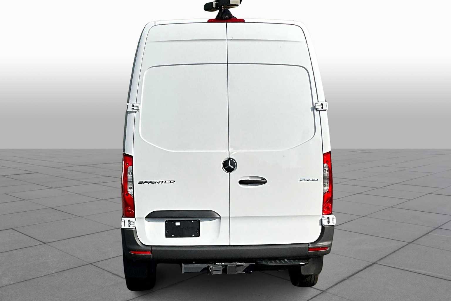 New 2025 Mercedes-Benz Sprinter 2500 image 4