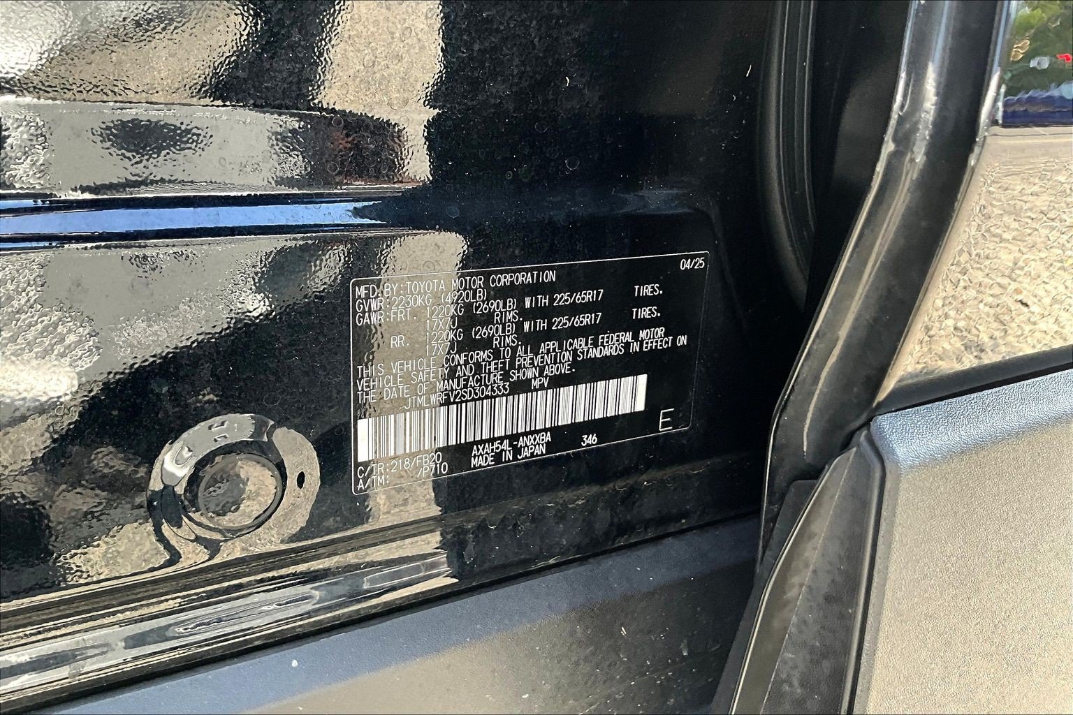 Used 2025 Toyota RAV4 LE AWD/4WD image 34