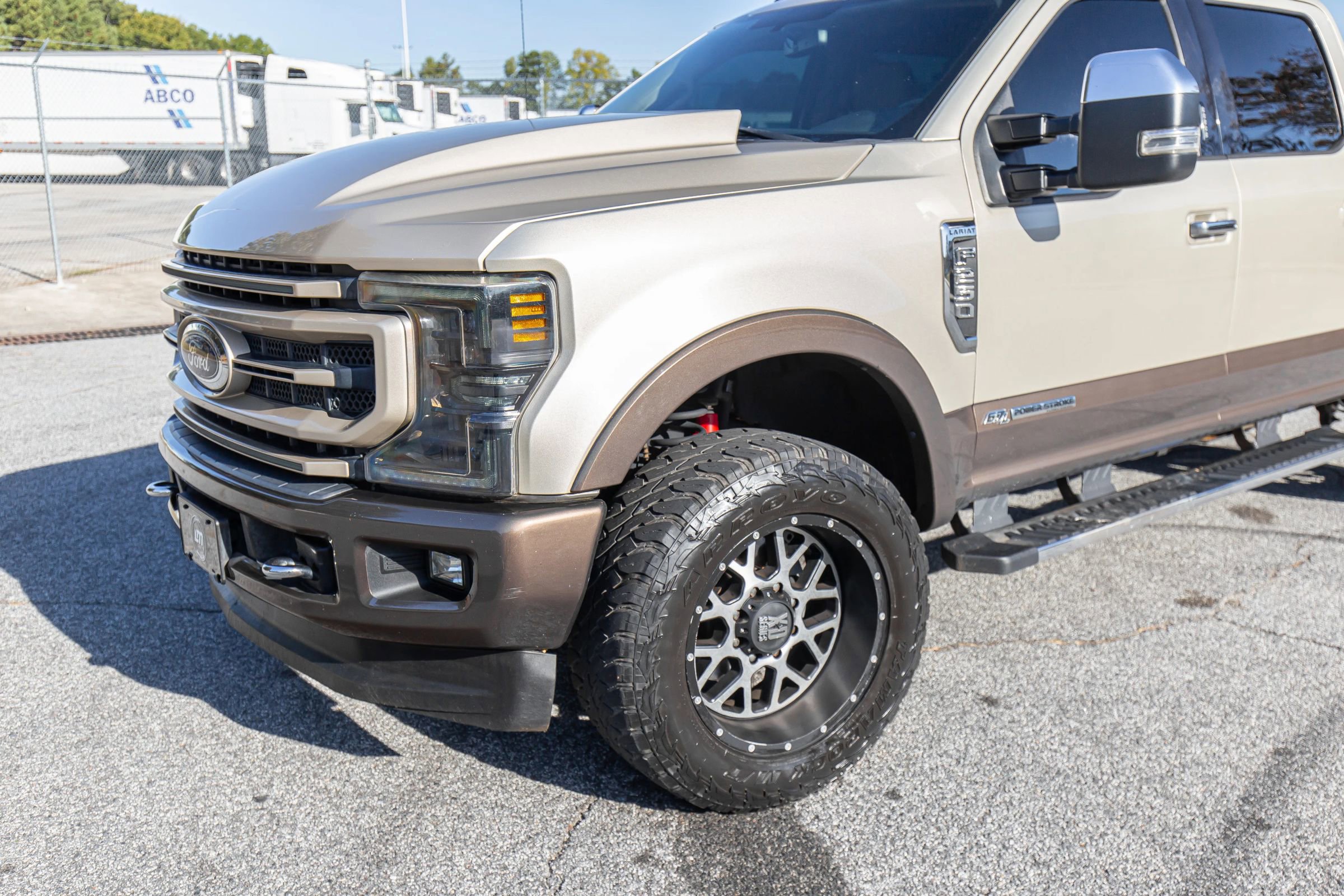 Used 2017 Ford F250 Lariat w/ Chrome Package image 2