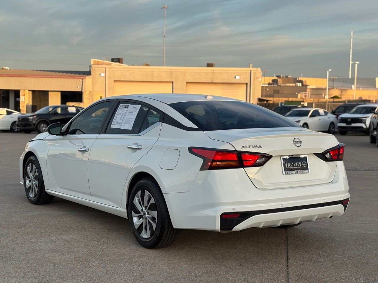 Used 2025 Nissan Altima 2.5 S image 6