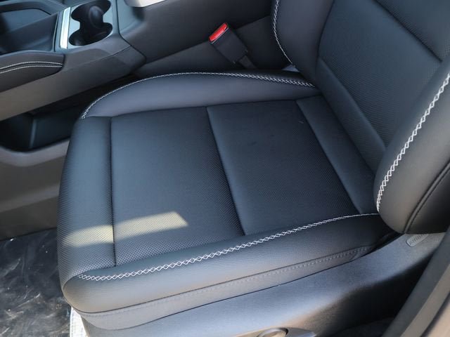 New 2026 GMC Terrain Denali w/ LPO, Black Badging Package AWD/4WD image 18