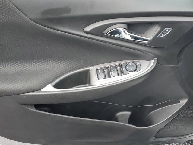 Used 2024 Chevrolet Malibu LT w/ Sport Edition FWD image 14