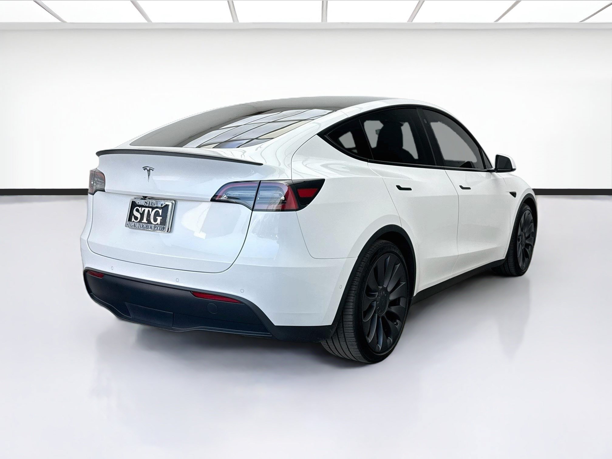 Used 2021 Tesla Model Y Performance AWD/4WD image 4