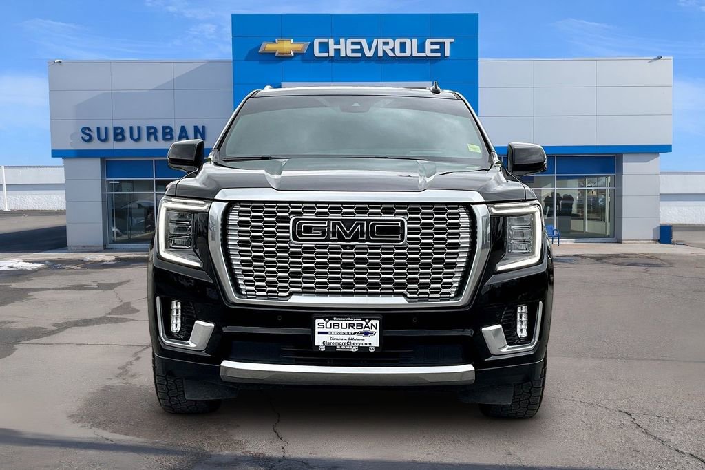 Used 2023 GMC Yukon XL Denali w/ LPO, Floor Liner Package AWD/4WD image 3