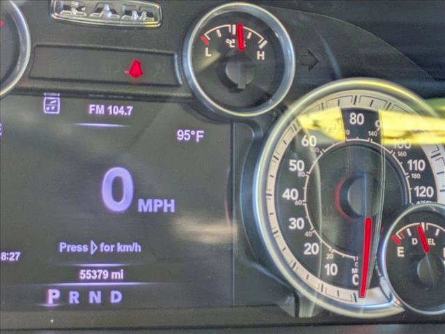 Used 2015 RAM 2500 SLT w/ Luxury Group AWD/4WD image 5