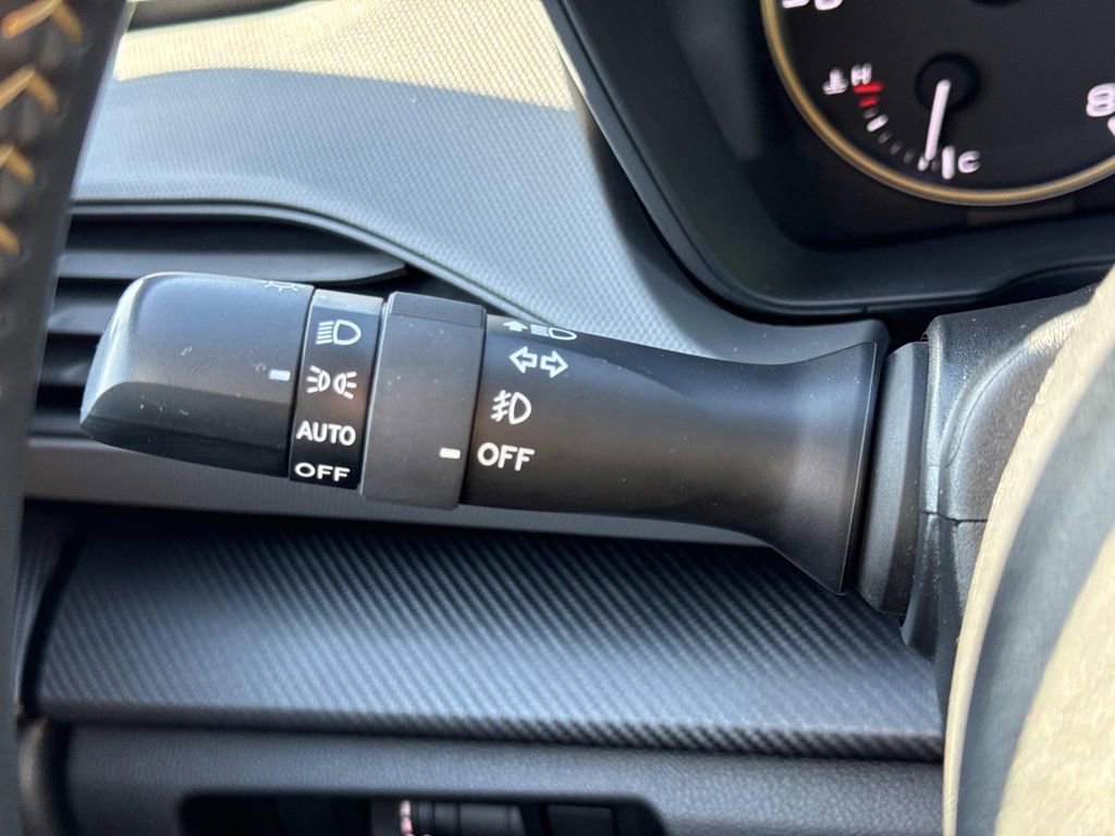 Used 2024 Subaru Crosstrek 2.5i Sport AWD/4WD image 9