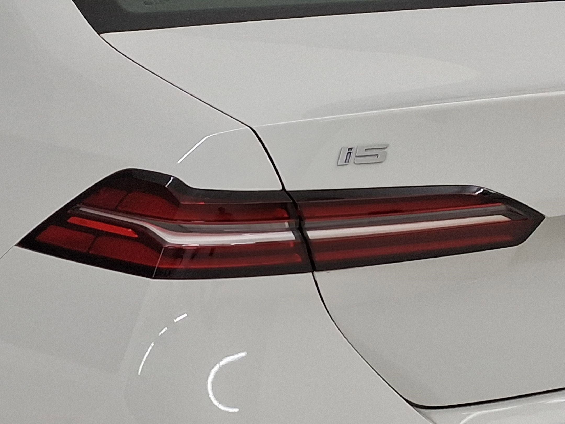 Certified 2024 BMW i5 eDrive40i RWD image 11