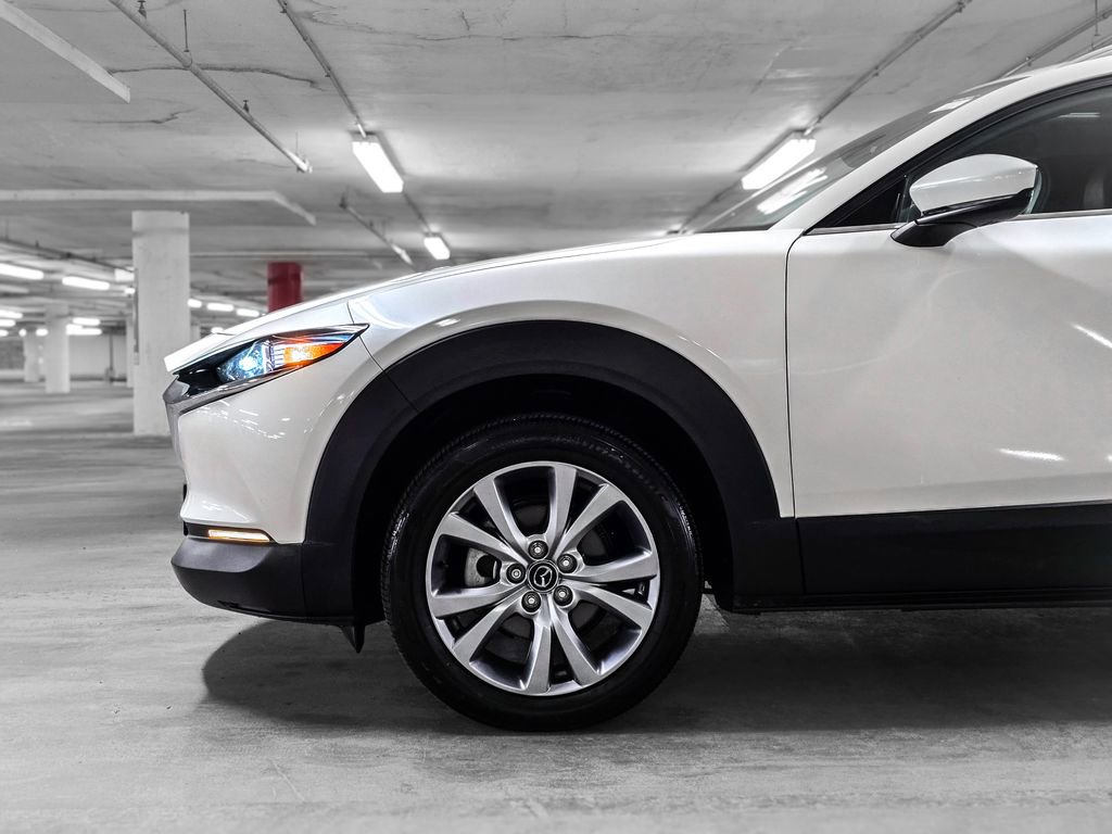 Used 2023 MAZDA CX-30 AWD 2.5 S w/ Premium Package image 16