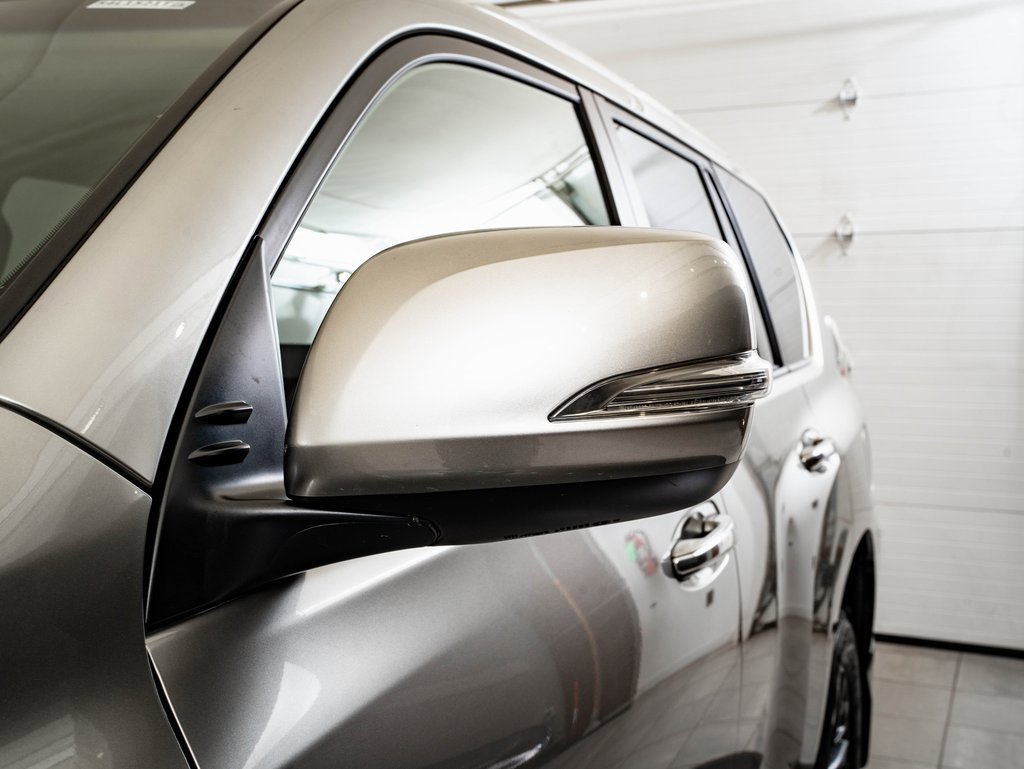 Certified 2020 Lexus GX 460 Premium w/ Premium Package image 17