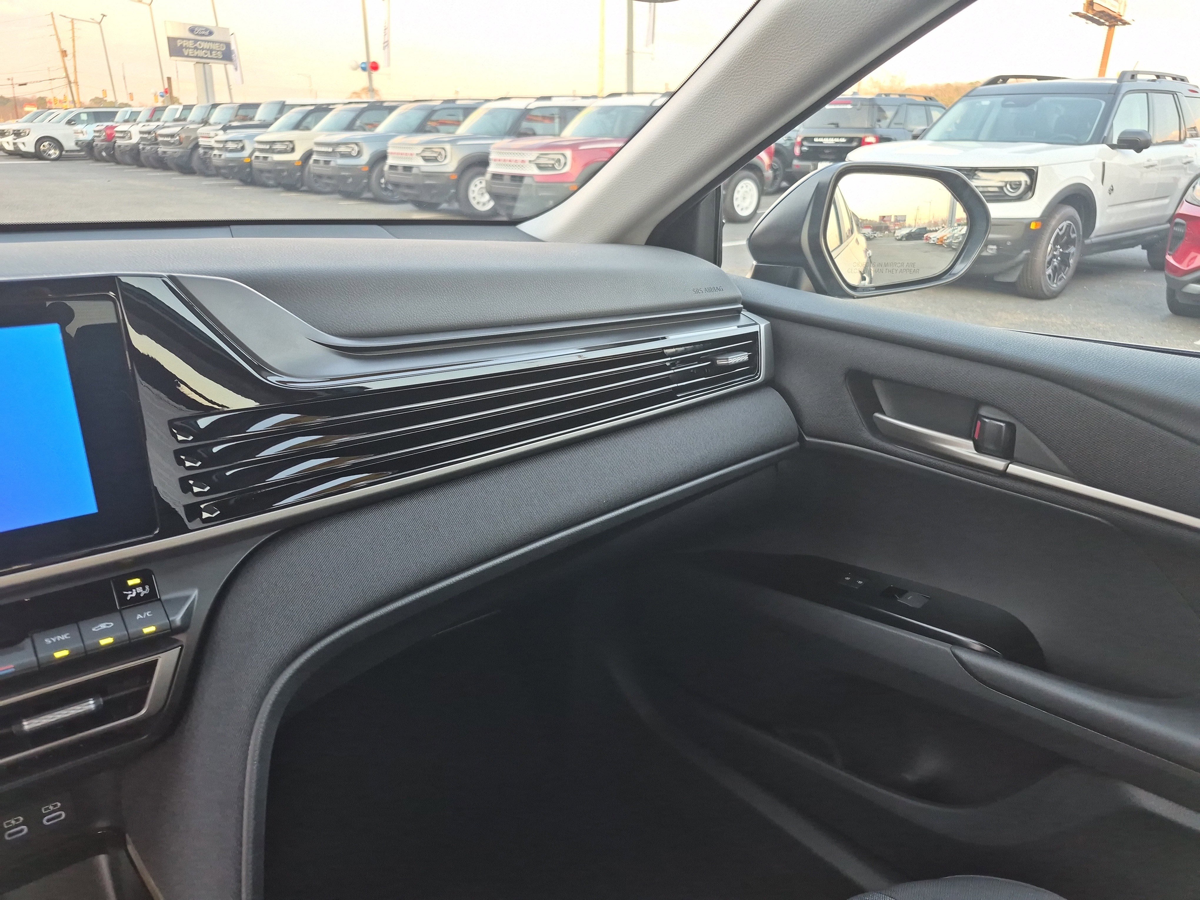 Used 2026 Toyota Camry LE image 19