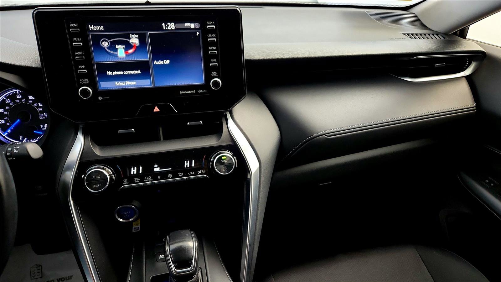 Used 2021 Toyota Venza LE w/ Carpet Mat Package (TMS) image 29