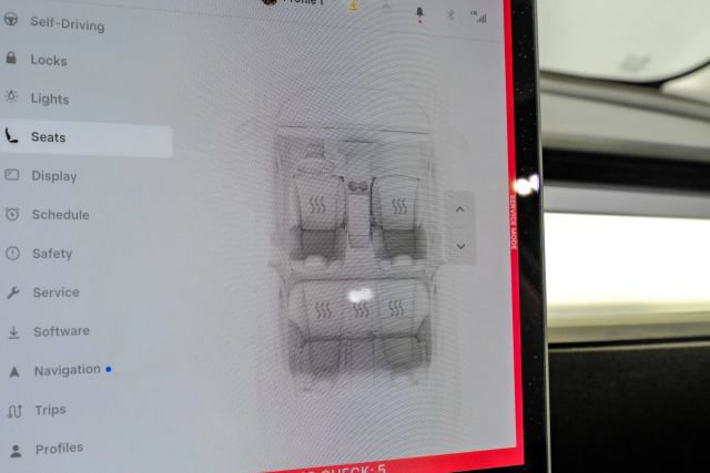Used 2021 Tesla Model 3 Standard Range Plus RWD image 32