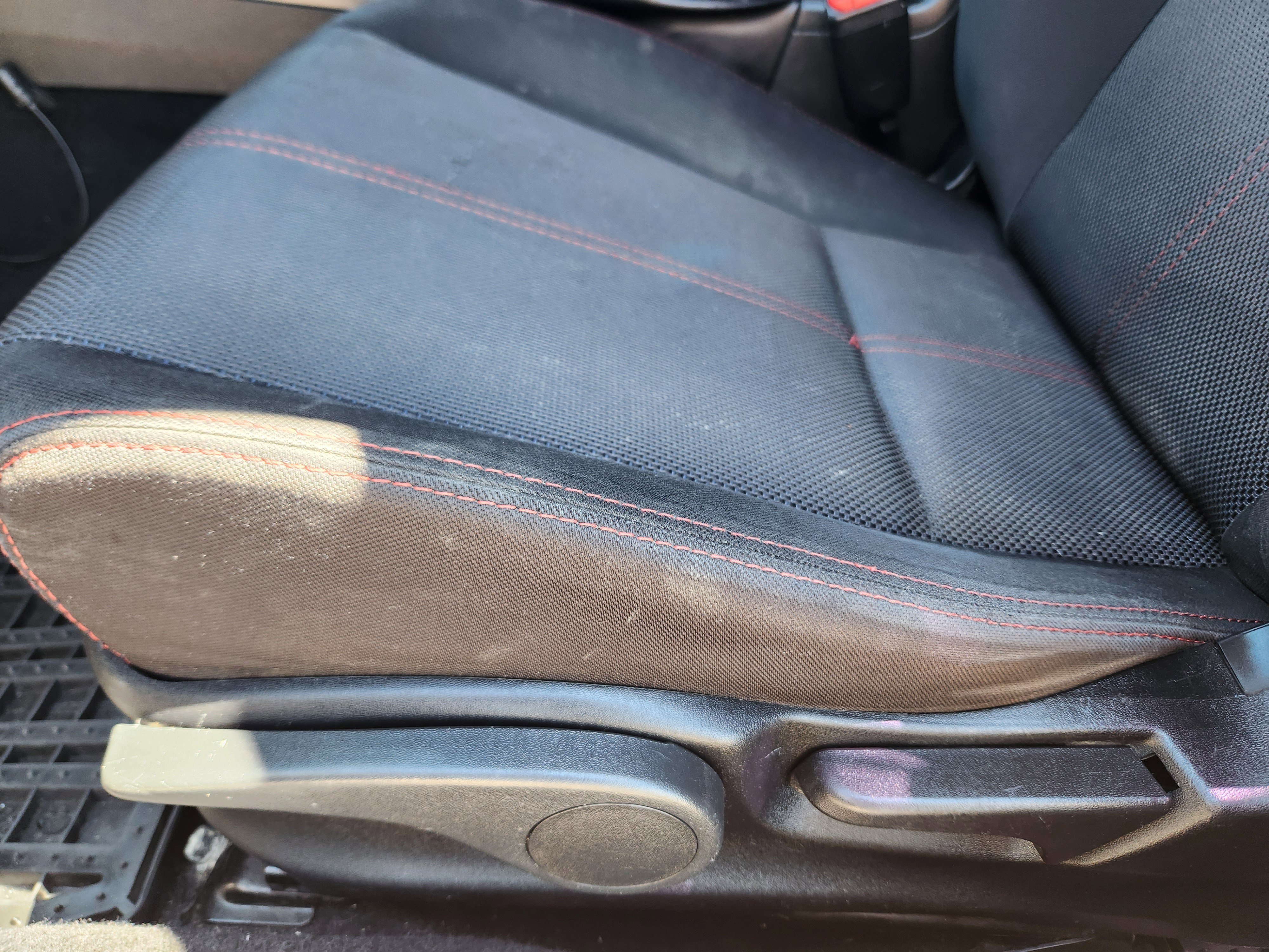 Used 2014 Subaru Impreza WRX Sedan image 19